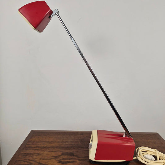 Lampe de table modèle Solo maxi par H Bødtcher Hansen, Danemark 1960 – vue de profil – en métal – Danemark, années 1960 – Atelier 56