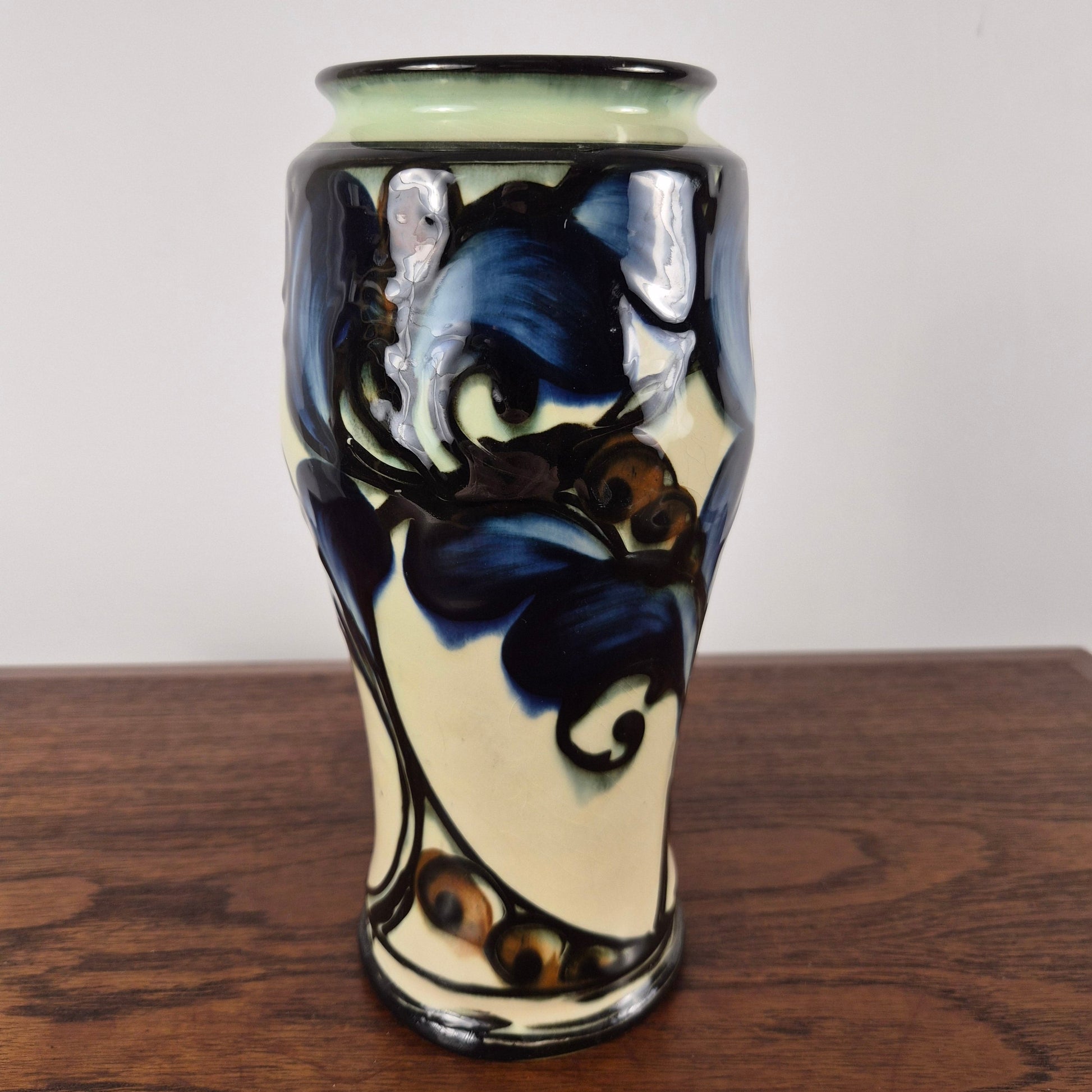 Petit vase en grès émaillé par Danico, Danemark, 1930 – vue générale – en céramique – Danemark – Atelier 56