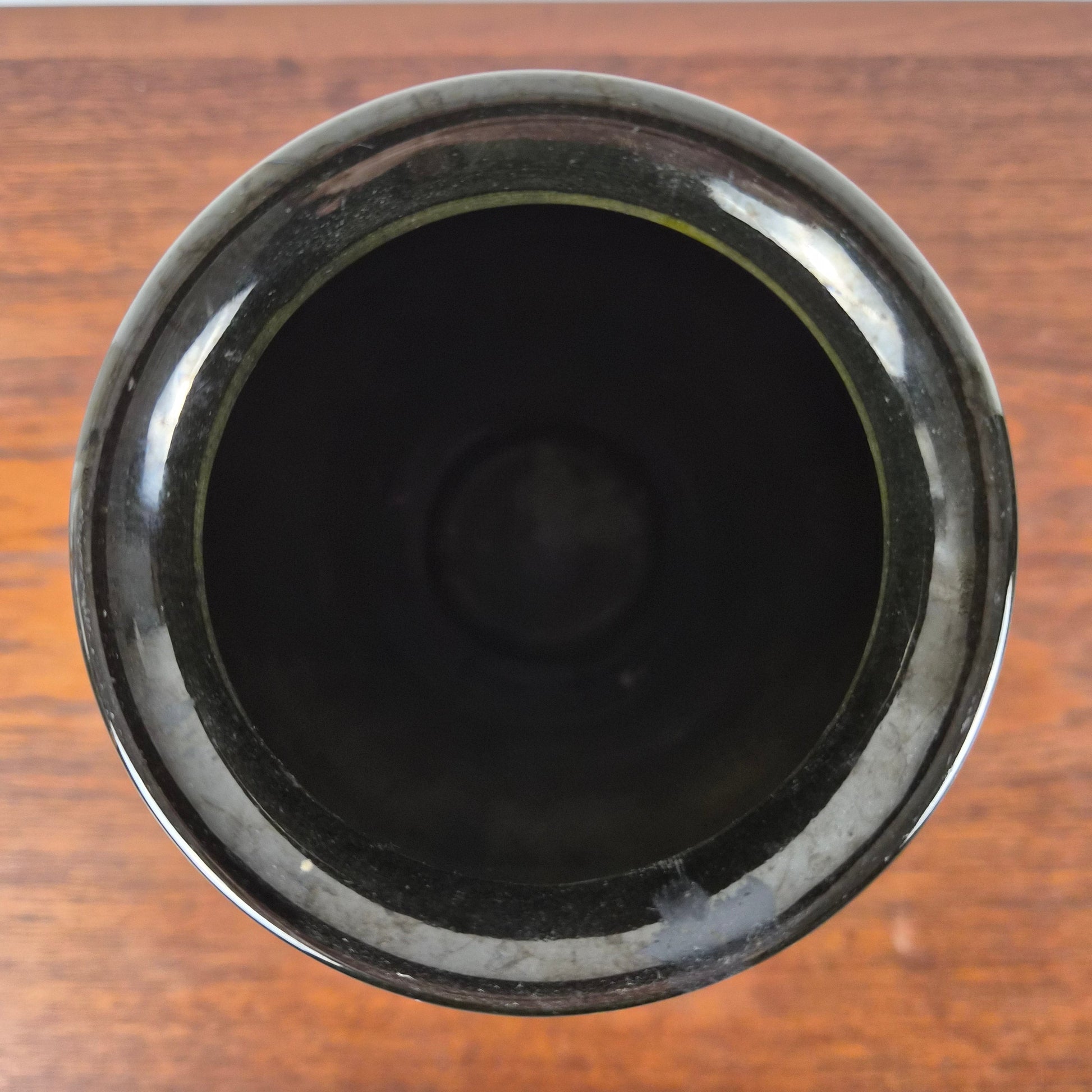 Petit vase en grès émaillé par Danico, Danemark, 1930 – vue de profil – en céramique – Danemark – Atelier 56