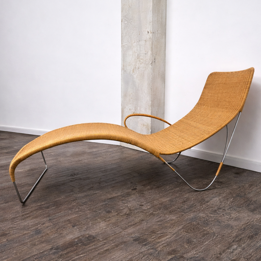 Chaise longue en rotin et cadre acier CL-757-PS par Yuzuru Yamakawa pour Yamakawa, Japan, 1950 – vue de trois-quarts – en rotin, métal – années 1950 – Atelier 56