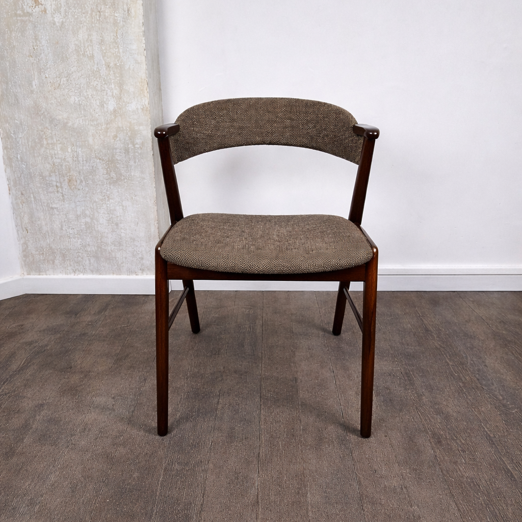 Chaise en palissande et laine, modèle 32 par Kai Kristiansen pour Korup Stolefabrik, Danemark, 1960 – vue de face – en teck, palissandre – Danemark, années 1960 – Atelier 56