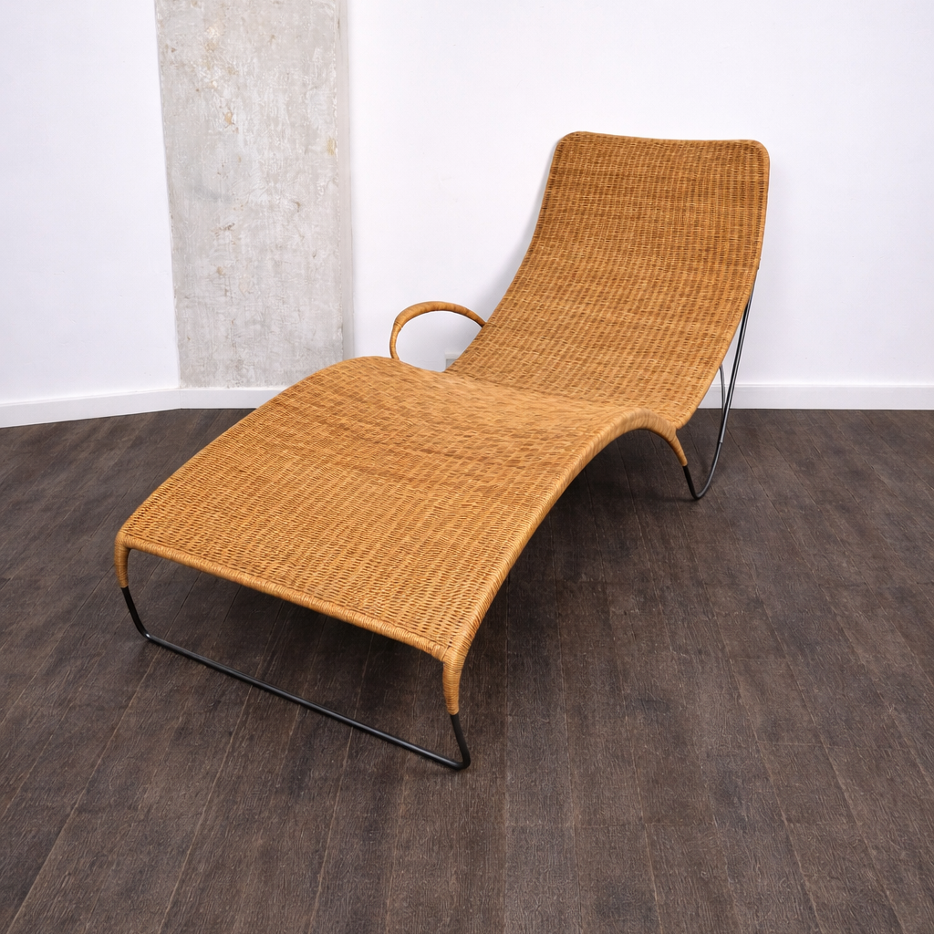 Chaise longue en rotin et cadre acier CL-757-PS par Yuzuru Yamakawa pour Yamakawa, Japan, 1950 – vue de face – en rotin, métal – années 1950 – Atelier 56