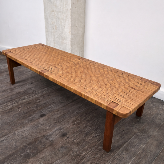 Banc en rotin et chêne par Børge Mogensen, 1960 – vue de dessus – en chêne, rotin – Danemark, années 1960 – Atelier 56