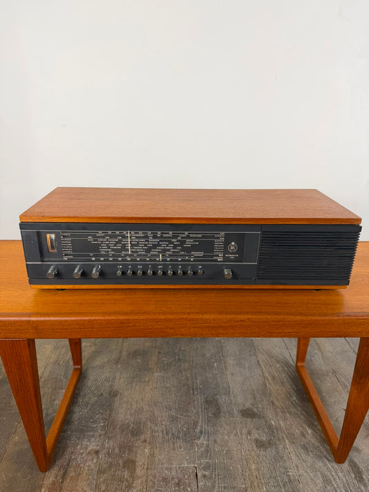 Radio mono vintage Bang & Olufsen Beomaster 700 en teck avec module Bluetooth
