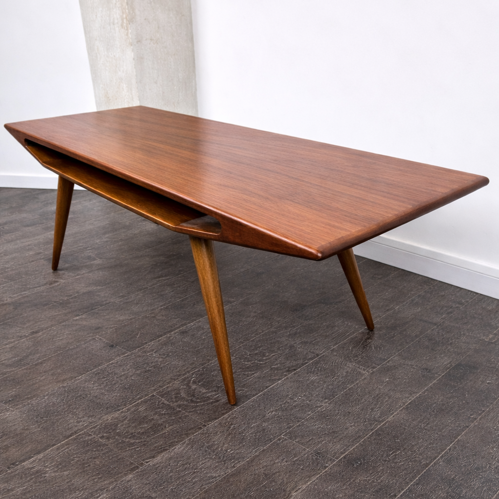 Table basse en teck model 100 by Gunni Omann pour Omann Jun, Danemark, 1960 – vue de dessus – en teck – Danemark, années 1960 – Atelier 56