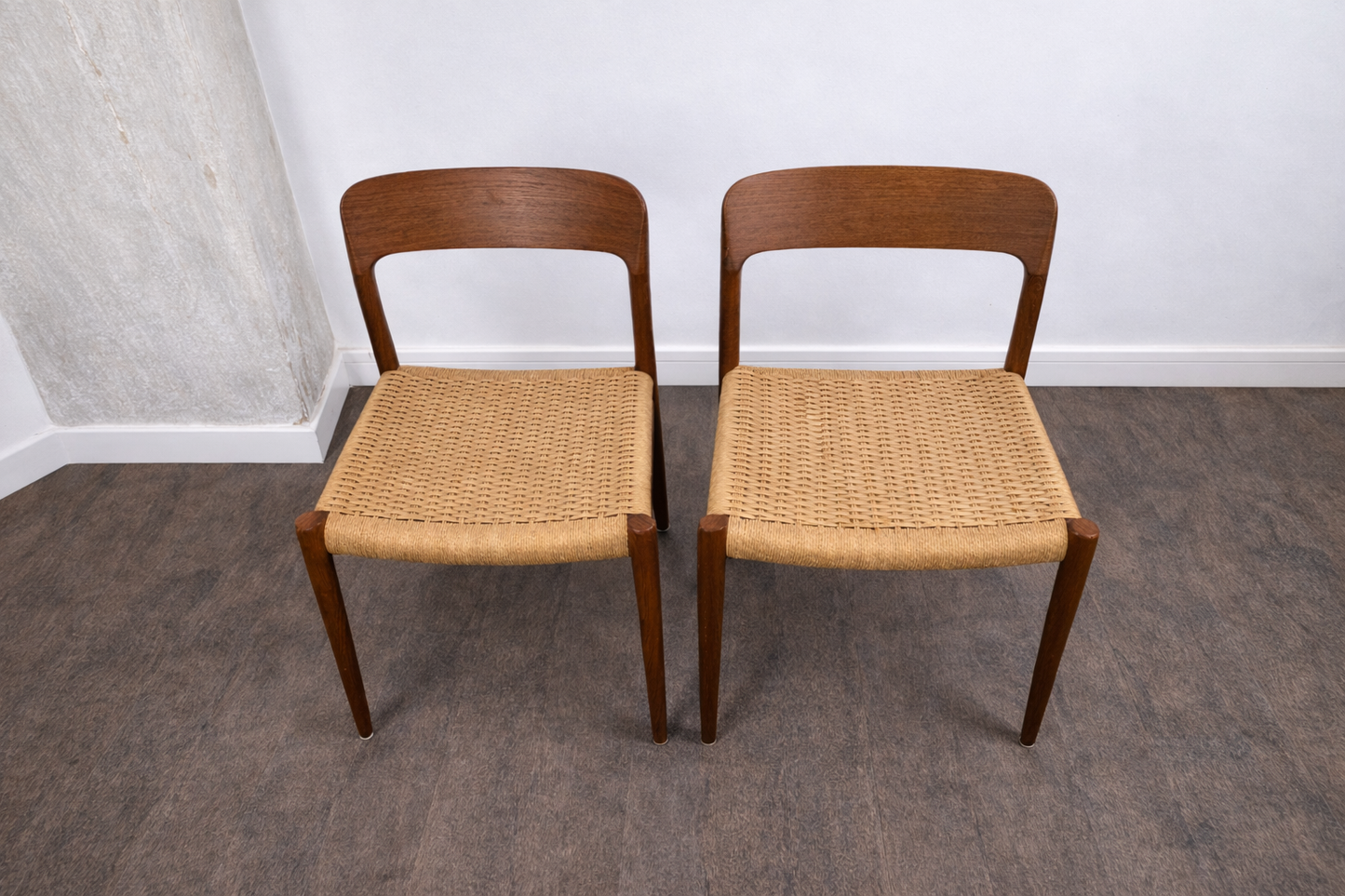 Chaise en teck et corde, modèle 75 par Niels O. Møller pour JL Moller, Danemark, 1950 – vue arrière du dossier – en teck – Danemark, années 1950 – Atelier 56