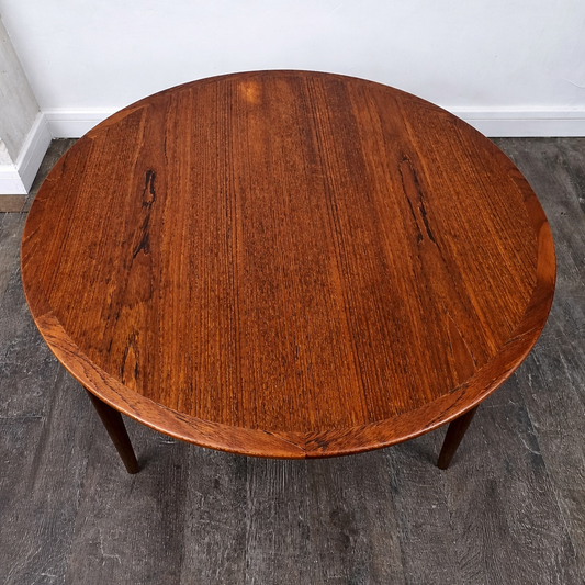 Table basse ronde en teck et corde par pour Møbelintarsia, Danemark, 1960 – vue de dessus – en teck – Danemark, années 1960 – Atelier 56